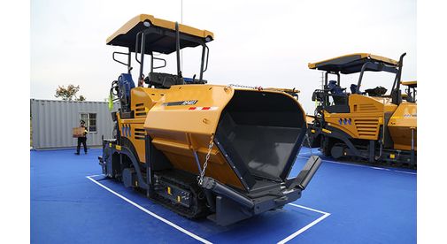 Асфальтоукладчик XCMG RP405